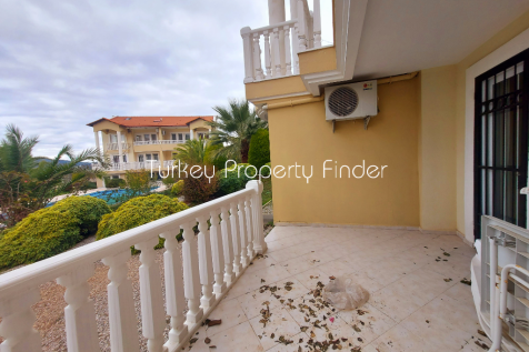 Balcony off