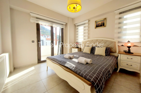 Bedroom with Balkon