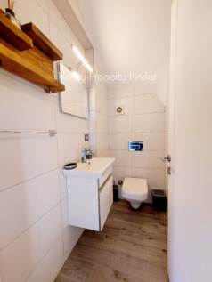 Ground floor WC