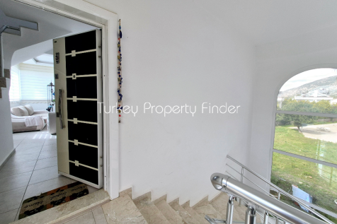 Entrance Stairs