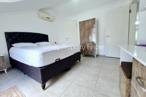 Bedroom with Ensuite