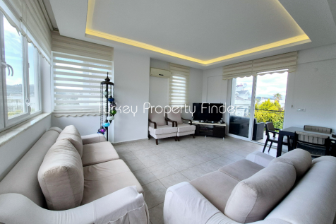 Spacious Lounge
