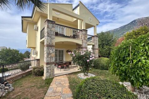 Gardens/Terrace