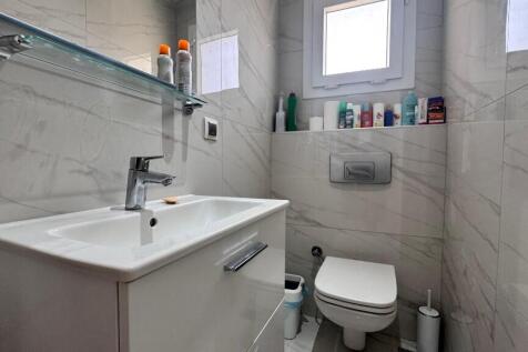 Living Level WC