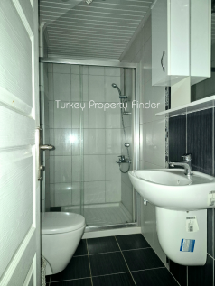 Ensuite bathroom
