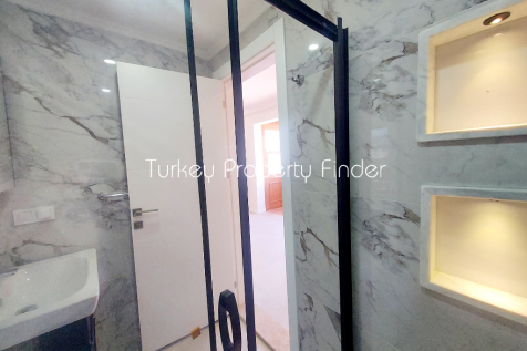 Shower cubicle