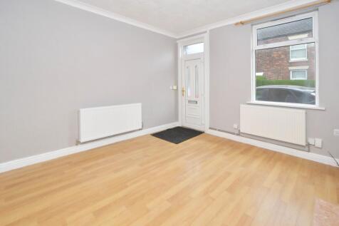 Living Room (2)