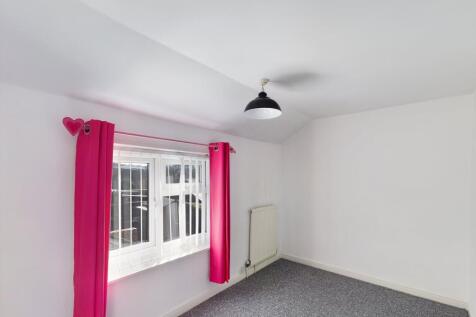 Bedroom (2)