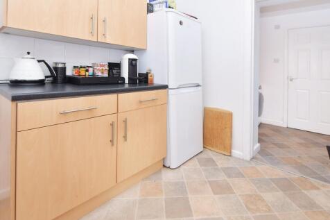 Kitchen (2)