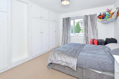 Bedroom (2)