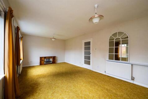SilverknowesCourt-012.jpg