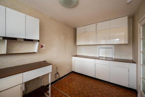 SilverknowesCourt-016.jpg