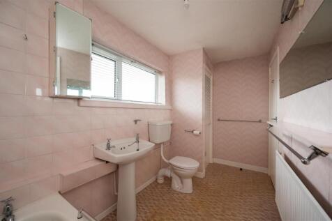 SilverknowesCourt-034.jpg