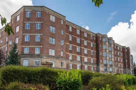 LearmonthCourt_002.jpg