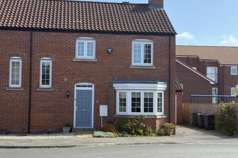 George Long Mews - Front.jpg