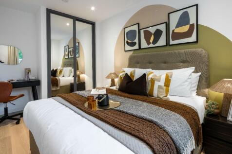 Verdica bedroom
