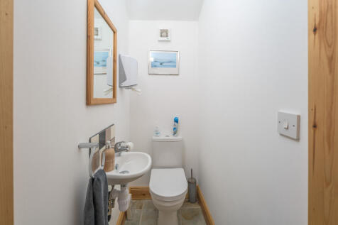 Gym WC-1