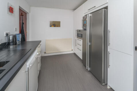 Kitchen-4