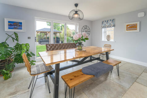 Kitchen Diner-1