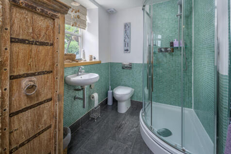 GF Shower Room-1