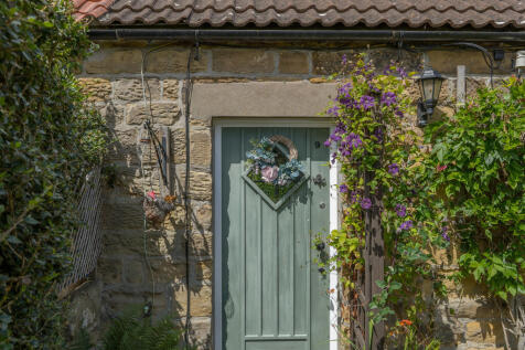 Sunny Externals-8
