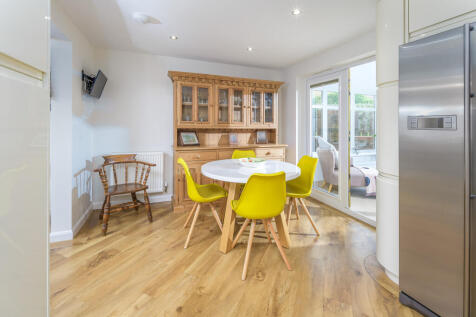 Kitchen Diner-1