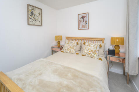 Bed One-2