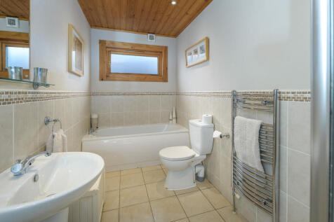 Bathroom One-1