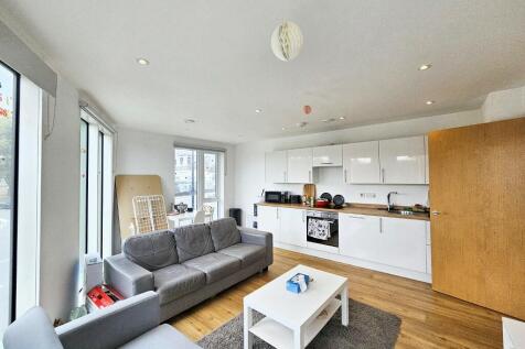 Property Image 4