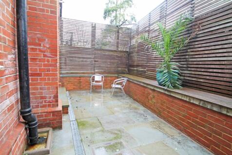 Patio 1