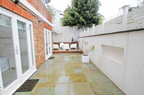 Patio 2 (2)