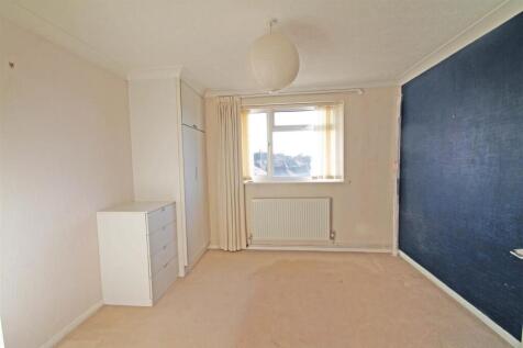 Bedroom 1.jpg
