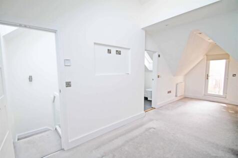Loft Room (2)