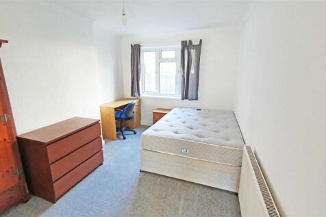 Bedroom.jpg