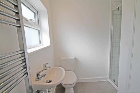 Guest Cloak and Shower