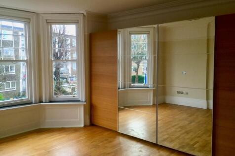 Principle Bedroom (2).jpg