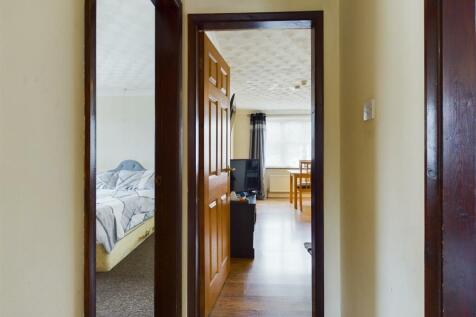 Flat 6, May Court (13).jpg