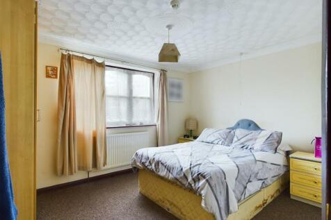 Flat 6, May Court (17).jpg
