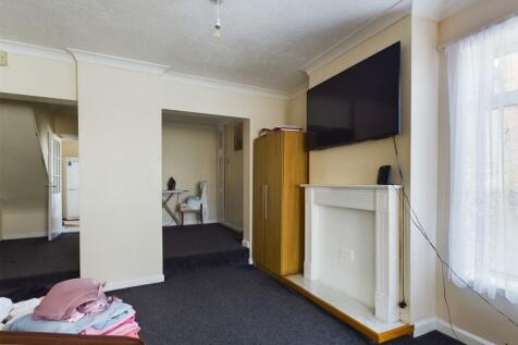 Lounge / Dining Room