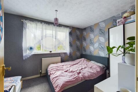 Master Bedroom.jpg
