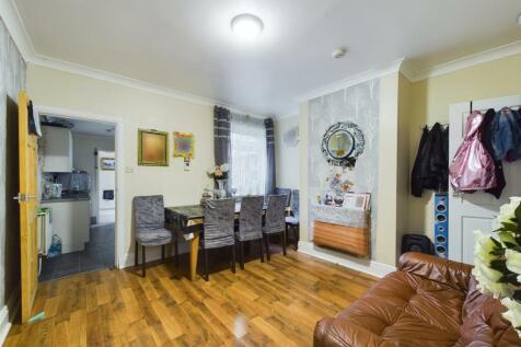 Dining Room.jpg