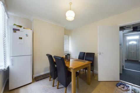 Dining Room (2).jpg