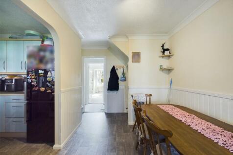 Dining Room (2).jpg
