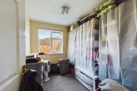 Bedroom 3.jpg