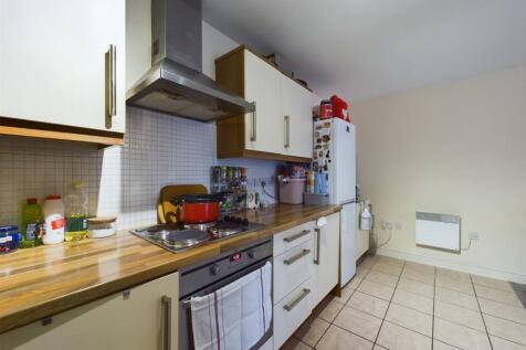Kitchen (2).jpg