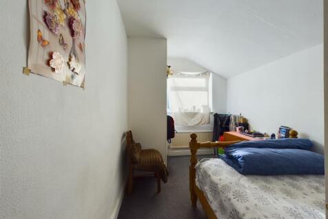 Bedroom 3.jpg