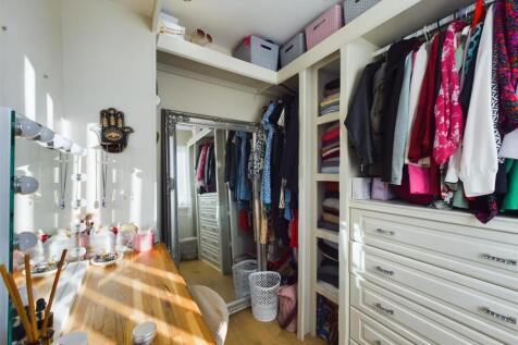 Dressing Room.jpg