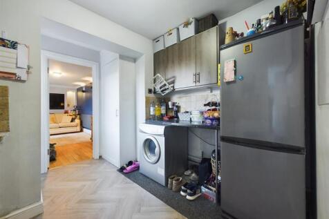 Utility Room (2).jpg