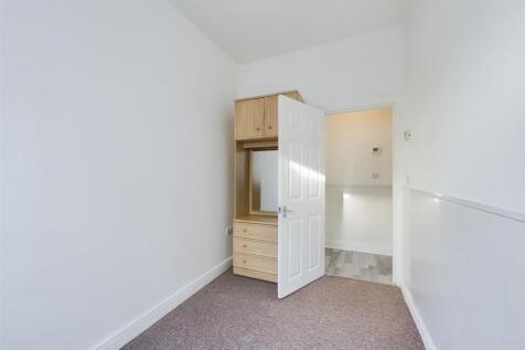 Bedroom 3 (Smallest)