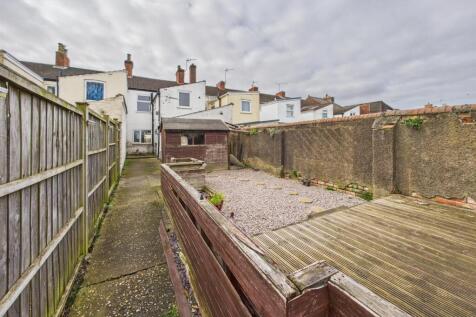 92 Freiston Road  (32).jpg